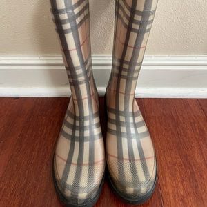 Burberry rain boots. Size 37, UK size 4.